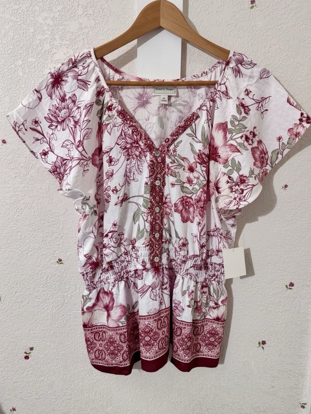 Sunset & Harper NWT,burgundy,green,white Floral Split-Neck Peasant Top,bohemian